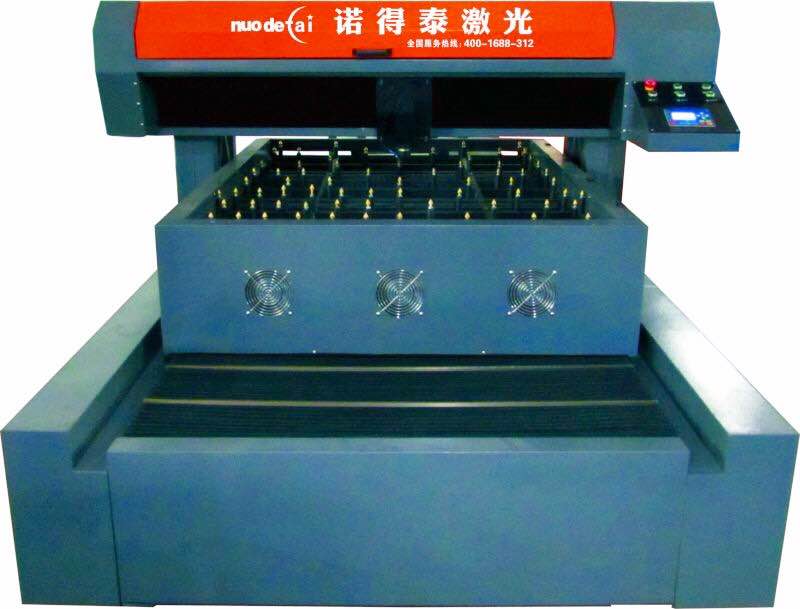 切割相框木板激光切割機的配置應(yīng)該如何選擇？